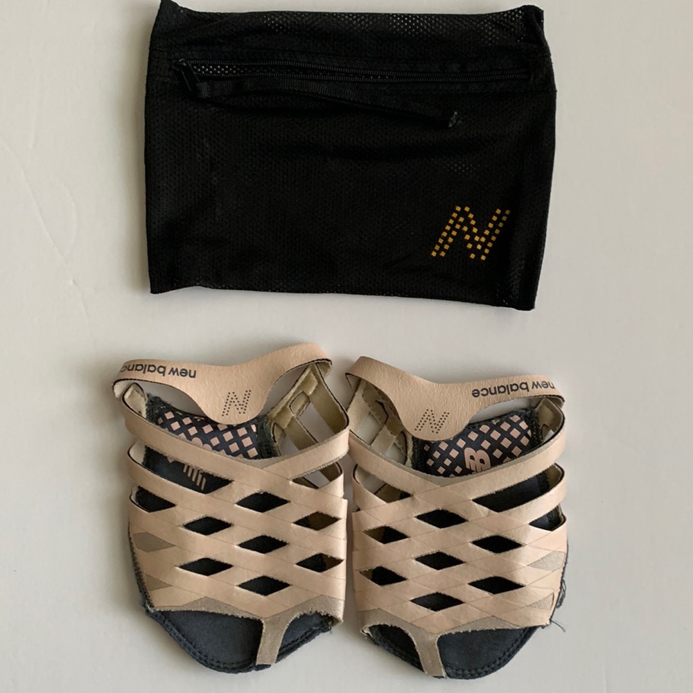 New Balance Barre Shoes Pale Pink alternative to barre sticky socks size M 8/9